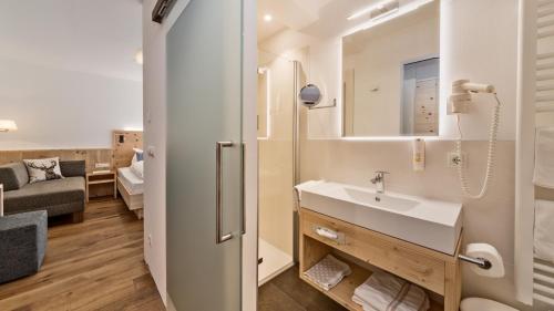 Hotel Moritz tesisinde bir banyo