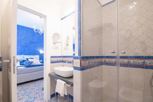 Koupelna v ubytování Valle d'Amalfi Suites