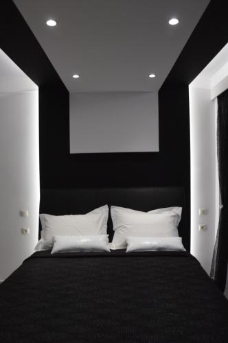 Ένα ή περισσότερα κρεβάτια σε δωμάτιο στο S. Luxury Princess Suite