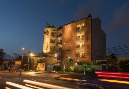 Budova, kde se hotel nachází