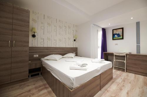 Hotel Liad City Centerにあるベッド