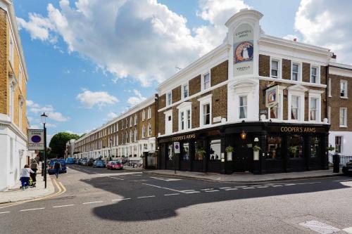 The building where the apartment is located 