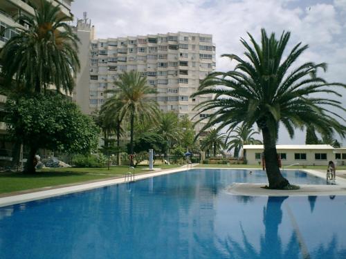 Piscina a playa colina o a prop
