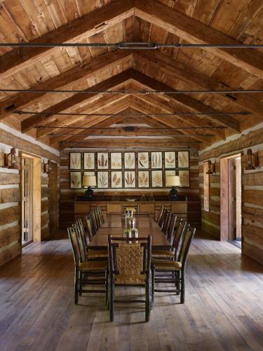 Eleven Taylor River Lodge – Photos 2