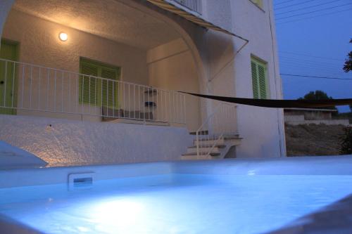 Πισίνα στο ή κοντά στο Villa Verde