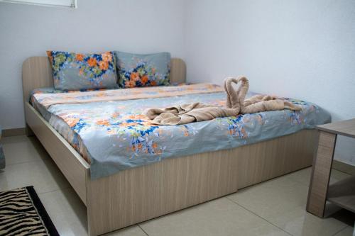 Ein Bett oder Betten in einem Zimmer der Unterkunft Apartments Gjoce