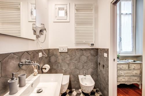 Ένα μπάνιο στο Capo Le Case Home 9