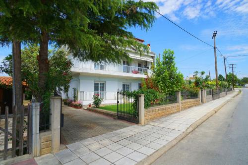 Village Avdira Family House