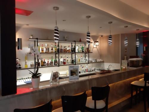 Nápoje v ubytování Paritsa Hotel