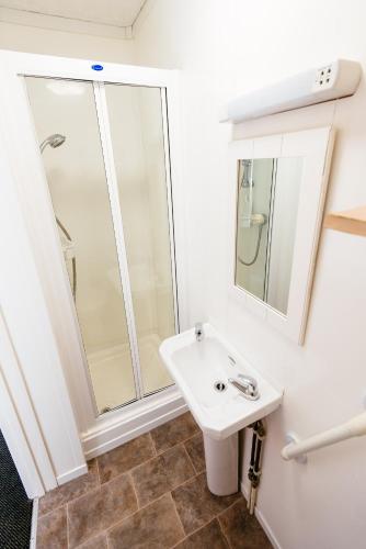 Gallery image of Surfside Stop in Newquay