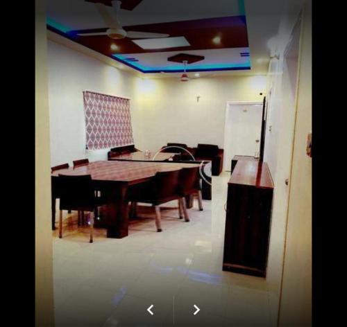 Gallery image of E-Town Rooms Guest House in Karachi