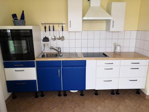 Kuchyňa alebo kuchynka v ubytovaní A & A Luxury Guest House