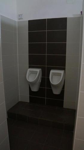 Un baño de Ubytovací areál Rouchovany