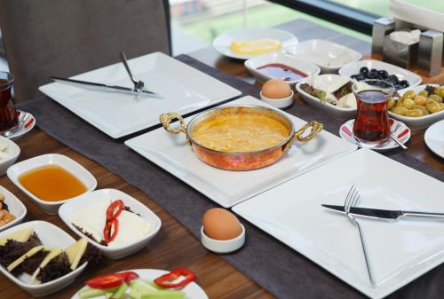 MackaにあるGrand Mela Hotelのギャラリーの写真