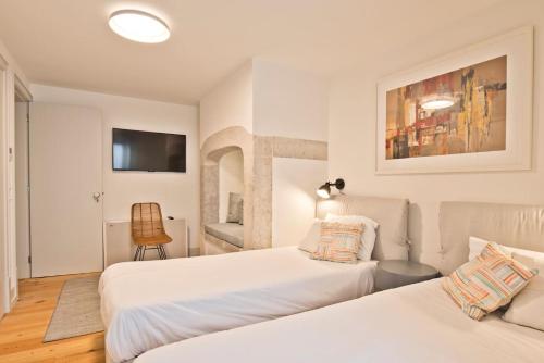 Penthouse with River View - Baixa Alfama