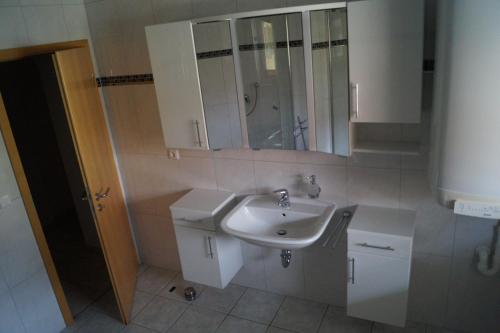 Ένα μπάνιο στο Ferienwohnung Hofbauer
