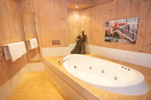 Phòng tắm tại Grampians Chalets