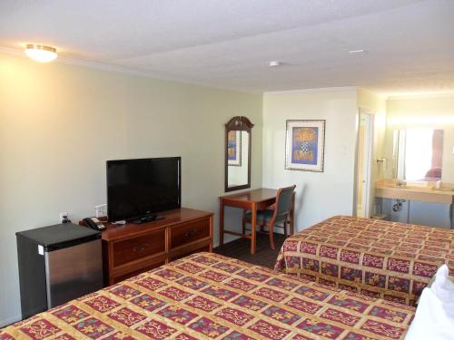 Μια τηλεόραση ή/και κέντρο ψυχαγωγίας στο A-OK Motel