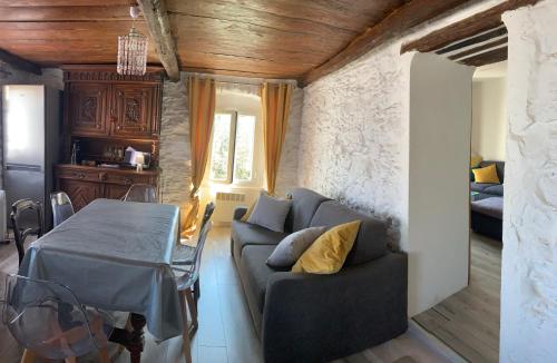 La charmante **** Maison Cap Corse, Tomino, Mandolacce – Updated 2023 Prices