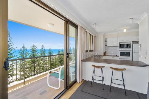 Gallery image of Columbia Beachfront Apartments on Rainbow Bay in Gold Coast