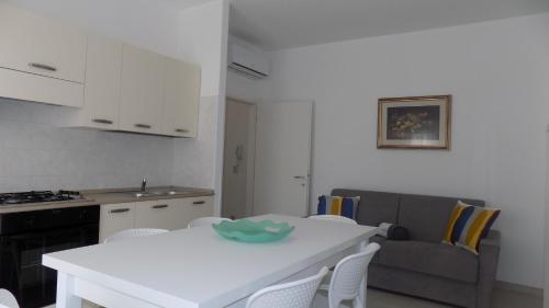 excelent two-rooms apartment – Photos 3