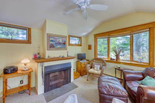 Quintessential Maine Cottage – Photos 2