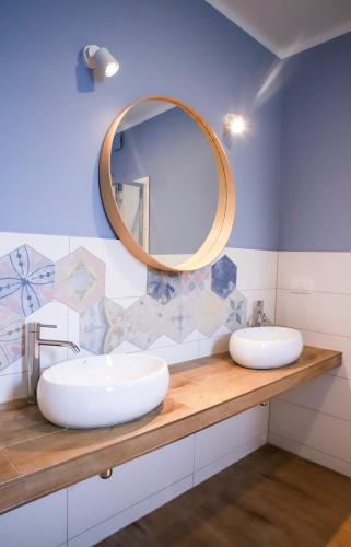 Ένα μπάνιο στο Apartamenty Skarpa