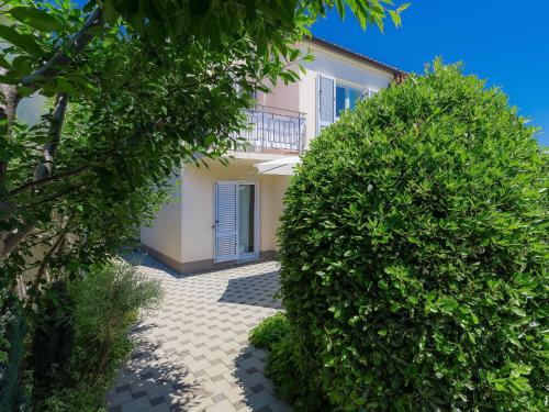 Holiday Home Gojak by Interhome