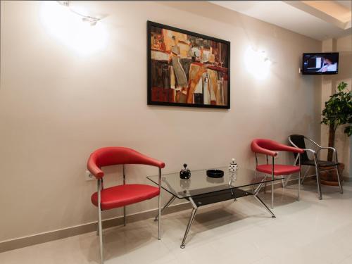 TV a/nebo společenská místnost v ubytování Petite Sirene Studios