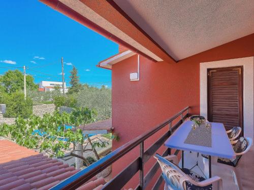 En balkon eller terrasse på Apartment Ulika by Interhome