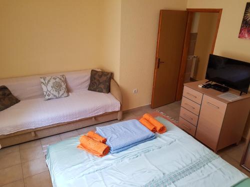 Foto da galeria de Apartments Đule em Donji Morinj