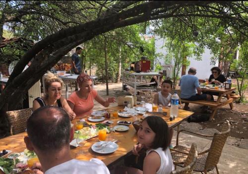 Hosté ubytování Adrasan Şekerbahçe Otel