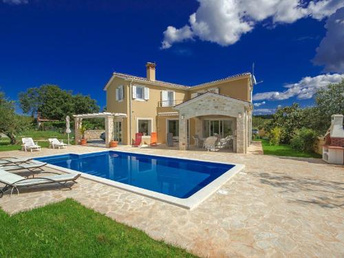 Fotografia z galérie ubytovania Peaceful Villa in Sveti Lovrec with Swimming Pool v destinácii Sveti Lovreč Pazenatički