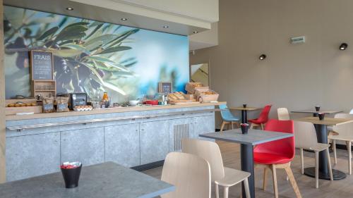 Restorāns vai citas vietas, kur ieturēt maltīti, naktsmītnē ibis Perpignan Nord Rivesaltes