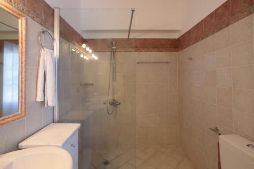 A bathroom at Villa Kairos Naxos