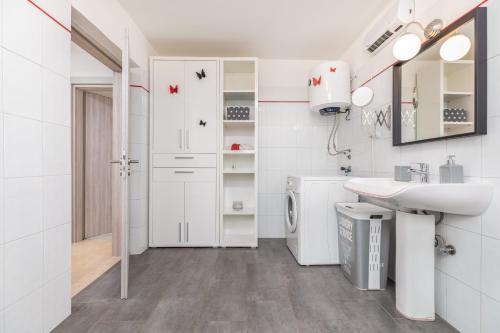 Kuchyňa alebo kuchynka v ubytovaní Sweet Apartment Tony
