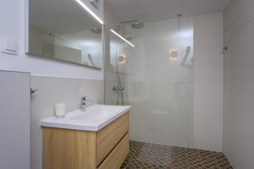 Ett badrum på At home in Osor, Cres