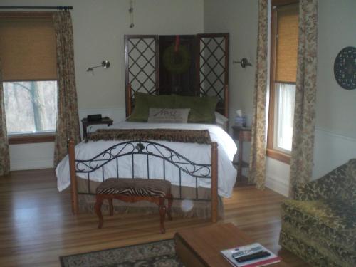 Cama o camas de una habitación en The Inn at Ragged Edge