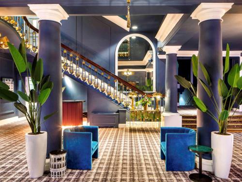 Posezení v ubytování Mercure Brighton Seafront Hotel