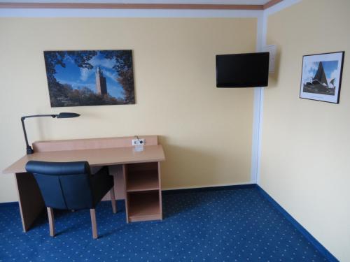 TV/Unterhaltungsangebot in der Unterkunft Sleep & Go Hotel Magdeburg