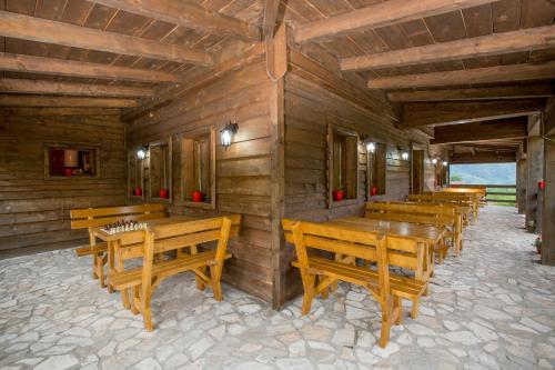 Fotografie z fotogalerie ubytování Etno Village Vojnik v destinaci Šavnik