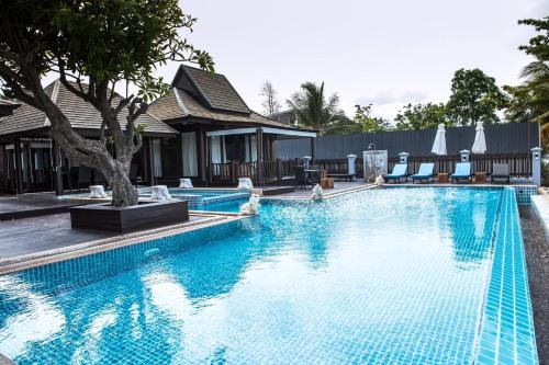 La alberca dentro o cerca de Amara Villa Khao Ka Lok