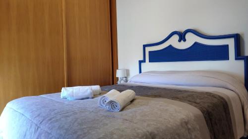 Un pat sau paturi într-o cameră la Fuerteventura - Apartamento Ciudad 2.3