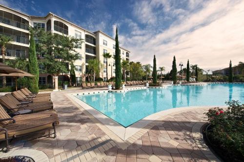 Kolam renang di atau dekat dengan WorldQuest Orlando Resort