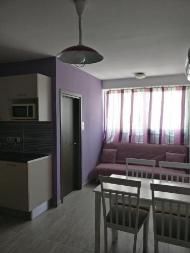 Hawaii Royal Gardens