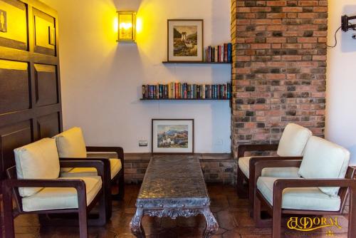 Χώρος καθιστικού στο Apart Hotel El Doral