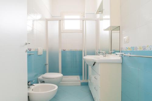Gallery image of Lido Marini Seahouses in Lido Marini