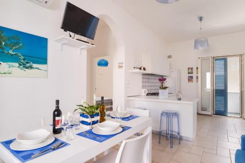 Gallery image of Lido Marini Seahouses in Lido Marini