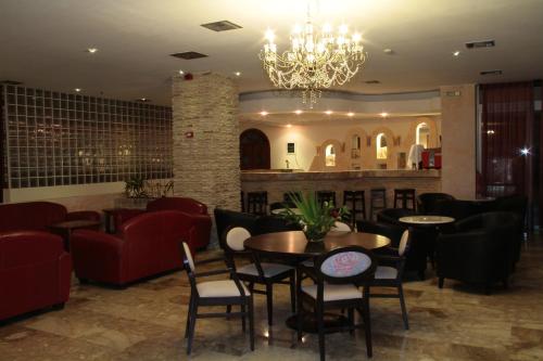 Gallery image of Roseland's Hotel in Marmari