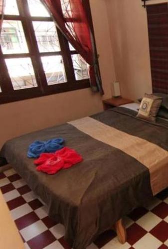 Una cama o camas en una habitación de The Local - Riverside